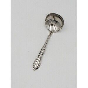 Oneida Strathmore Gravy Ladle Deluxe Stainless Steel Flatware